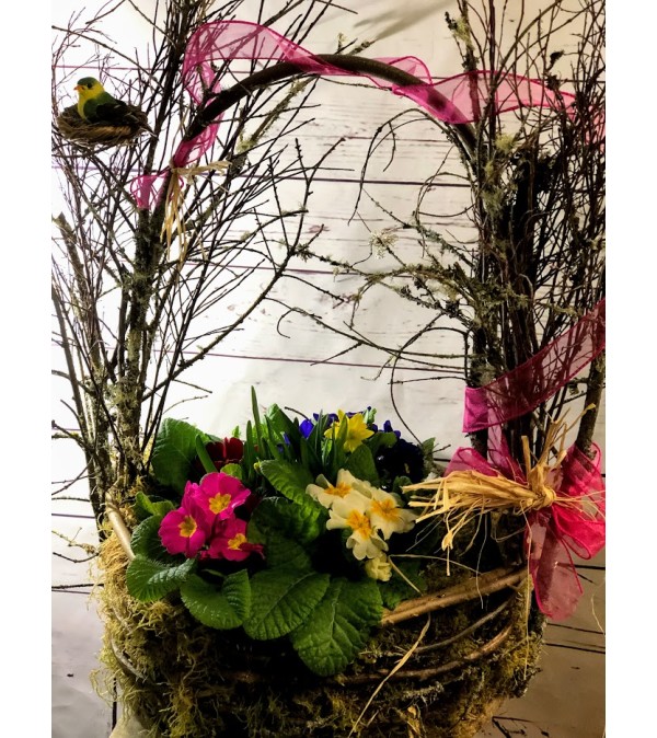 Central Village Grand Garden Basket