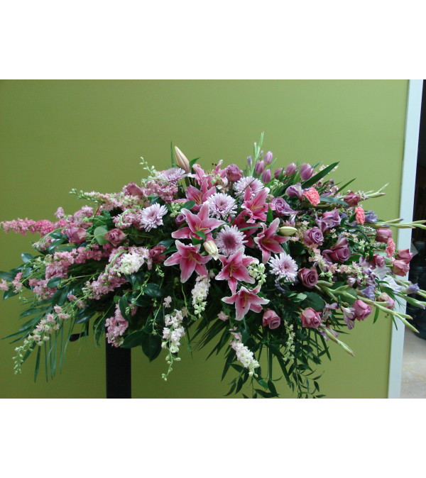 Smart Lovely Garden casket spray