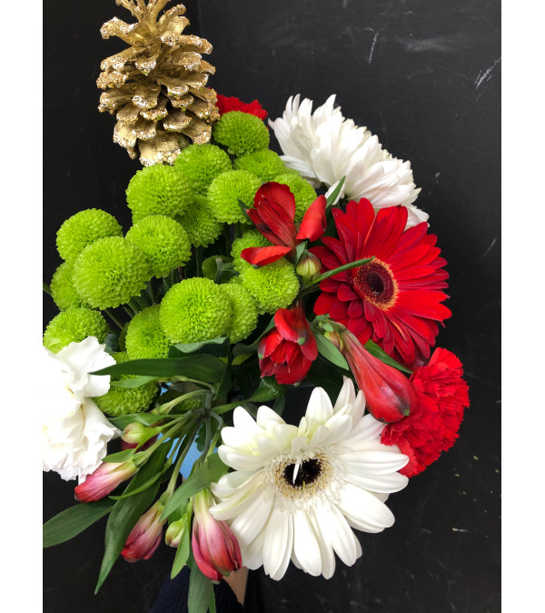 Seasonal Cut Bouquet