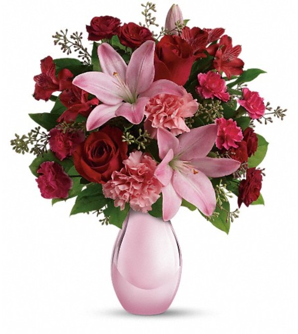 Teleflora's Roses and Pearls Bouquet