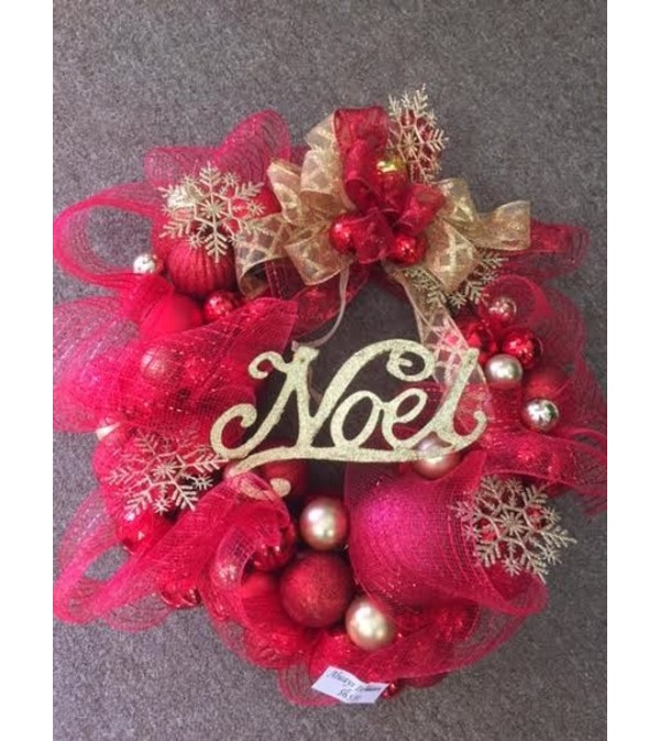 Noel in Red Elegence