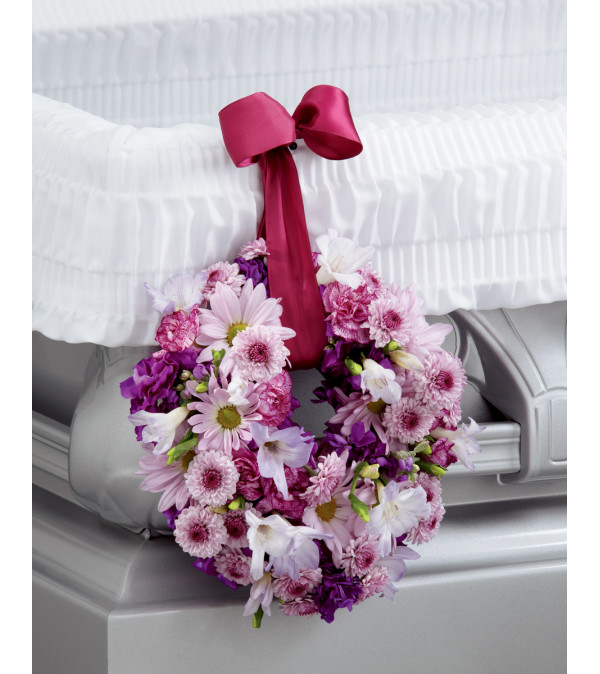 The FTD® Thoughts & Prayers™ Wreath