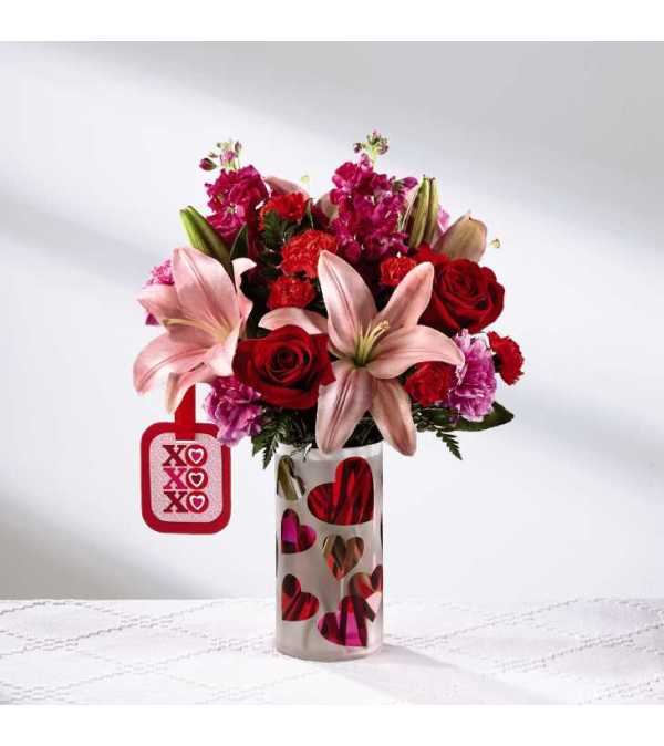 The FTD® Love You XO™ Bouquet by Hallmark