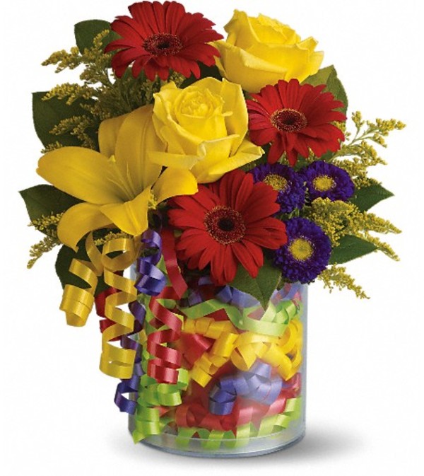 Teleflora's Birthday Ribbon Bouquet