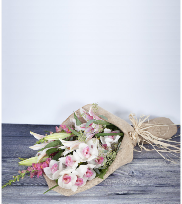 Wrapped Burlap Bouquet