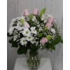 Arrivin Style Bouquet with Roses premium