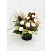 Miss Gold - Standard. An arrangement by Lux Flower Box.