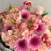 #9 Simply - Deluxe. An arrangement by Blossy Flowers.