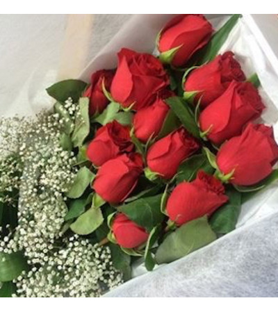 One Dozen Boxed Roses with Baby's Breath One Dozen Boxed Roses with Baby's Breath