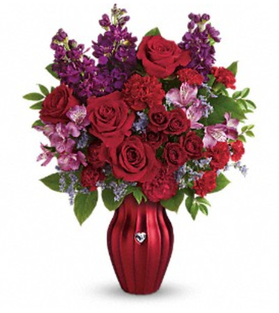 Teleflora's Shining Heart Bouquet Teleflora's Shining Heart Bouquet
