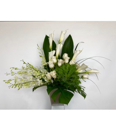 Heavenly white sympathy arrangement Heavenly white sympathy arrangement
