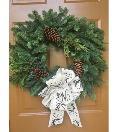 CHRISTMAS HOLIDAY WREATH CHRISTMAS HOLIDAY WREATH