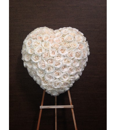 Pure White Heart Arrangement Pure White Heart Arrangement