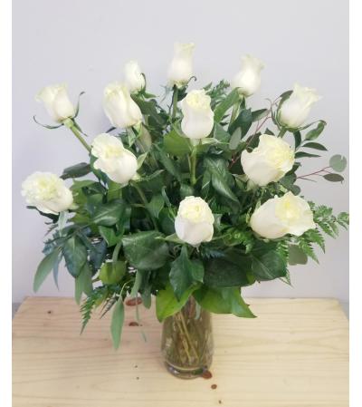 Dozen White Rose Vase Dozen White Rose Vase