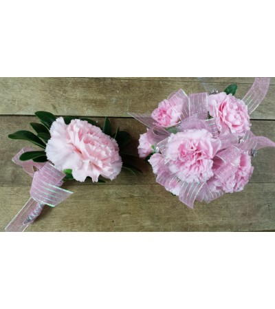 Lena Boutonniere Lena Boutonniere