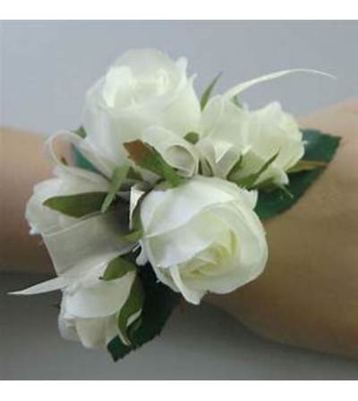 Sweetest Thing Wristlet Corsage Sweetest Thing Wristlet Corsage