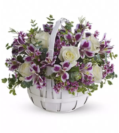Sweet Moments Basket Sweet Moments Basket