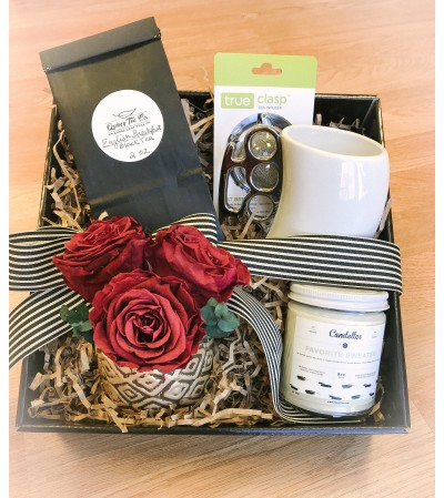 Preserved Rose and Tea Gift Basket Preserved Rose and Tea Gift Basket