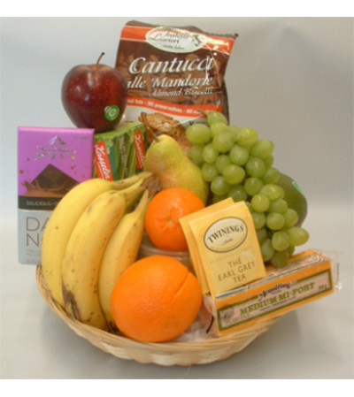 Classic Fruit and Gourmet Basket Classic Fruit and Gourmet Basket