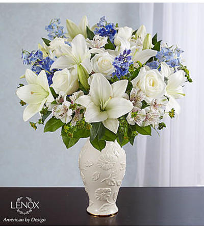 Loving Blooms™ Lenox® Blue & White Loving Blooms™ Lenox® Blue & White