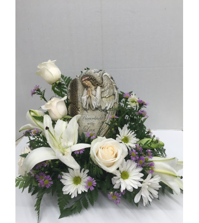 Remembered With Love Plaque Bouq. Remembered With Love Plaque Bouq.