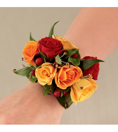 The FTD® Sweet Sunshine™ Wristlet The FTD® Sweet Sunshine™ Wristlet