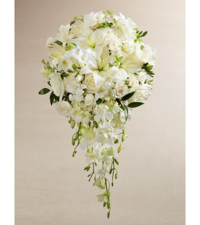 The FTD® White Wonders™ Bouquet The FTD® White Wonders™ Bouquet