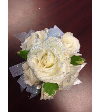 white roses white roses