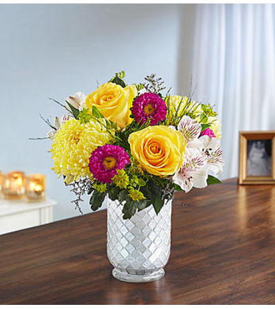 Sunshine Harmony in White Mosaic Vase 2017 Sunshine Harmony in White Mosaic Vase 2017