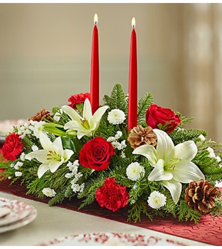 Traditional Christmas Centerpiece