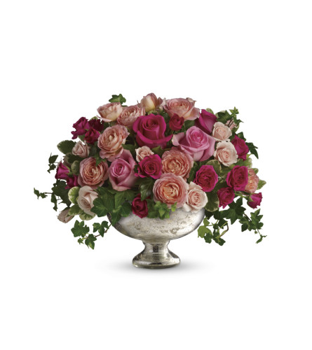 Queen's Court by Teleflora