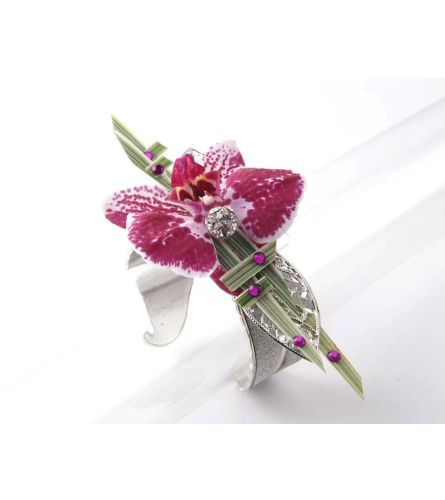 Deluxe Sparkle Corsage 1013