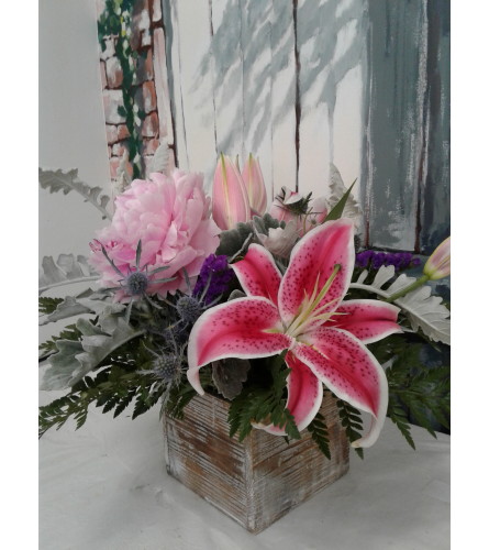 Lily summer box
