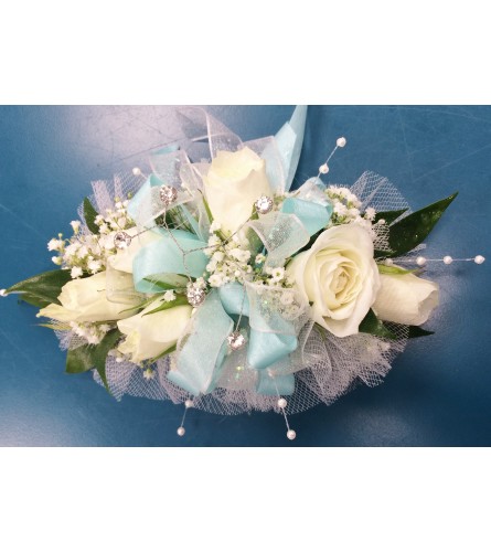 Roses and Frills Wristlet