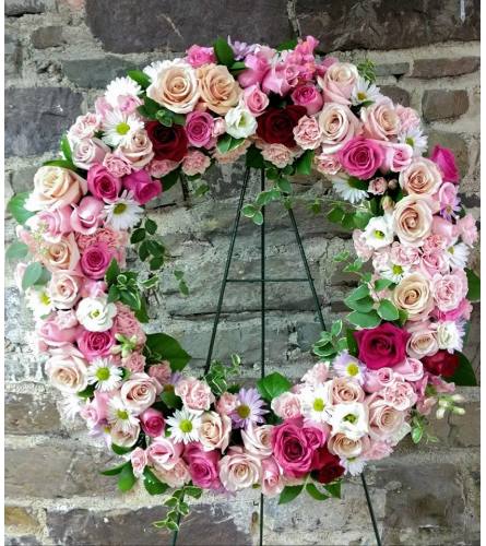 WREATH OF ROSES