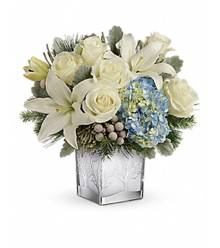 Silver snow bouquet - Deluxe. An arrangement by Fine's Flowers.