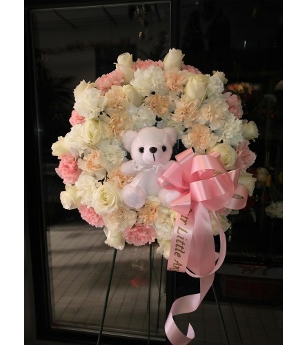 Sweet Angel Wreath