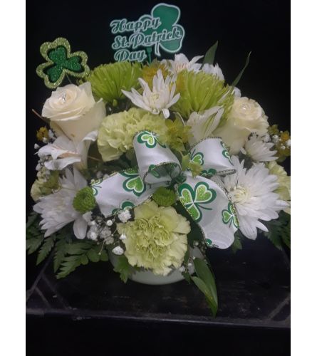 ST PATRICK'S DAY CENTERPIECE