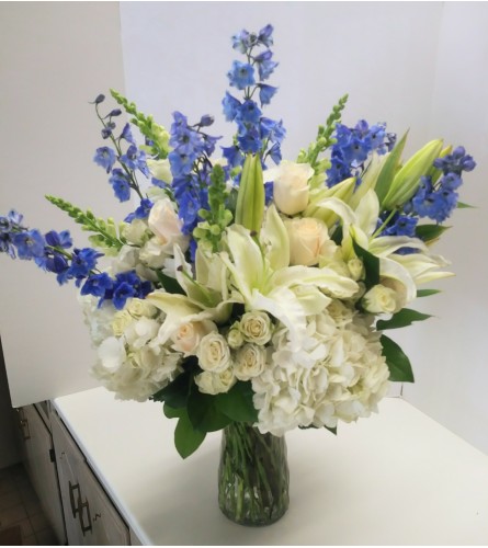 Blooms in White and Blue