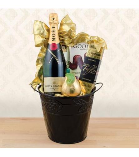 Shop Moet & Chandon Gift Sets And Baskets - Fast Delivery