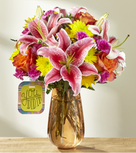 TCG's Ftd You Did it Bouquet Deluxe