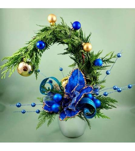 Grinch Trees - Deluxe. An arrangement by Loyalist Flowers.