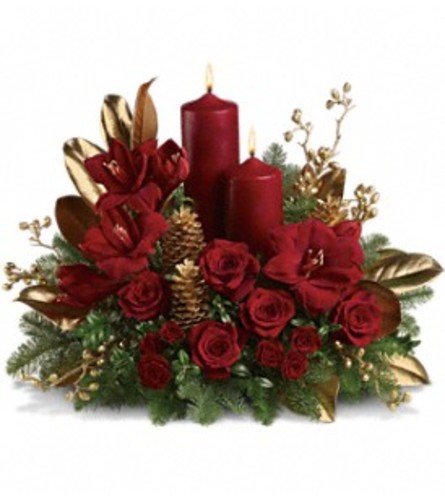 Candlelit Christmas Centerpiece