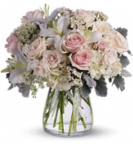 Teleflora Beautiful Whisper