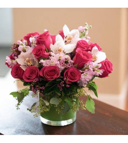 Blushing Valentine. An arrangement by Loyalist Flowers.