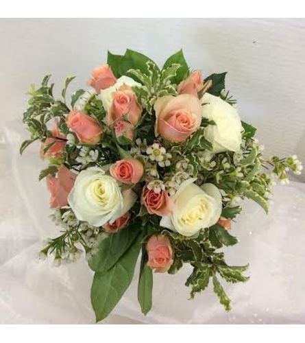 Prom BVP15 - Peaches and Cream Bouquet (pick up only)