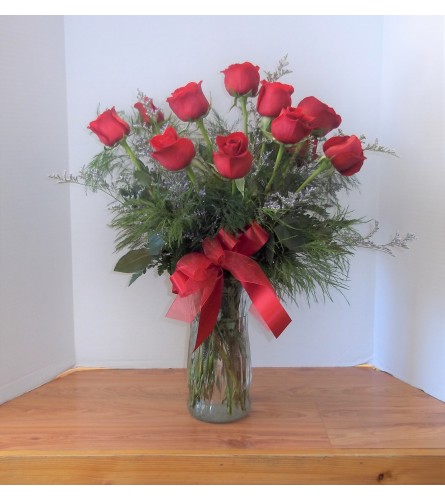 Lush Dozen Red Roses