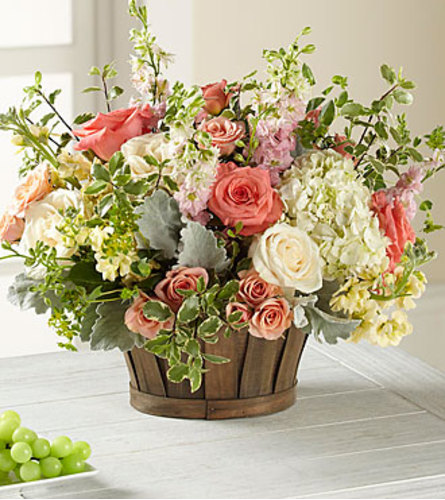 FTD's Bountiful Garden Bouquet