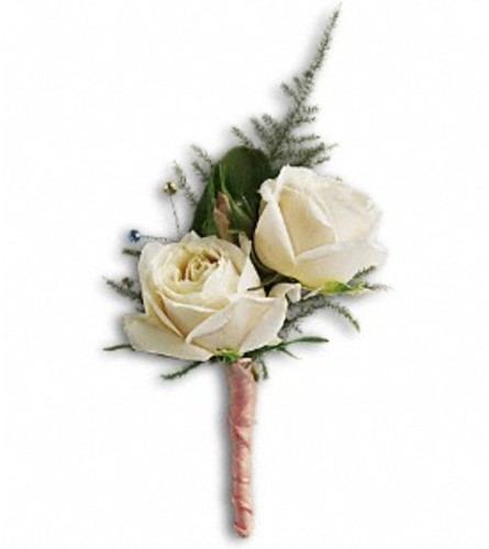 White Tie Boutonniere *PLEASE CALL TO ORDER*