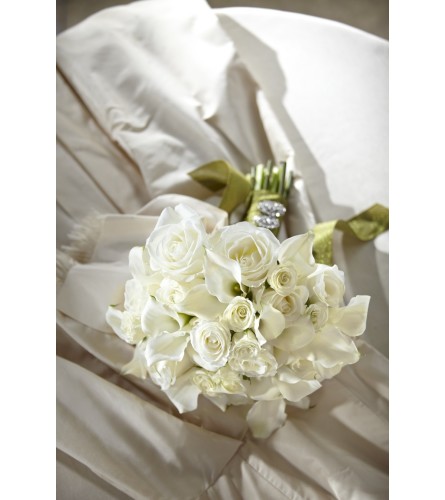 Serene Highness Bouquet *PLEASE CALL TO ORDER*